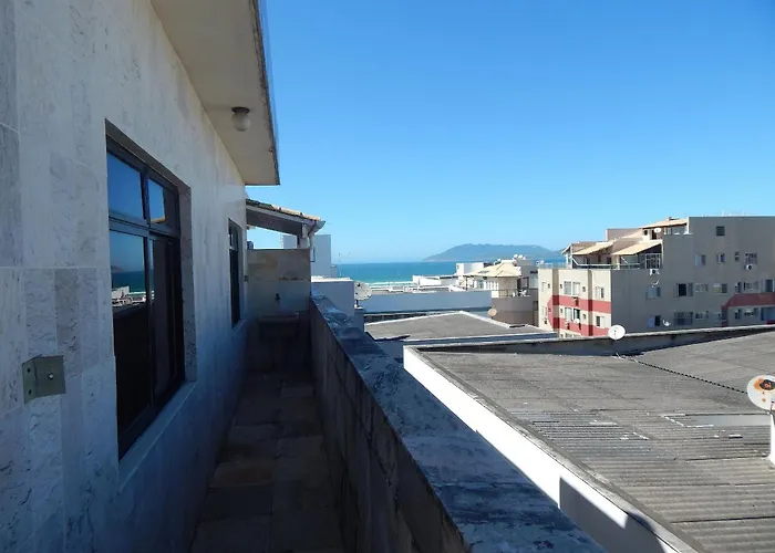 Espaçosa Cobertura duplex 4 Qts na Praia do Forte Cabo Frio